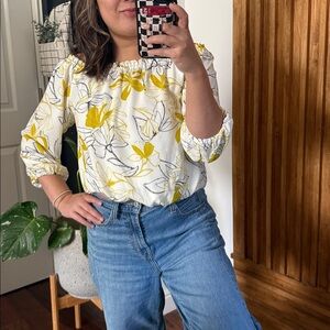 Allison Joy Off shoulder‎ Floral Blouse. Size XS